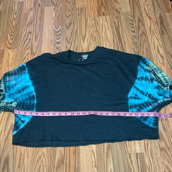Victoria’s Secret Pink Tie Dye Crop Pullover, Grey, Teal, long sleeve, Large - Picture 3 of 5